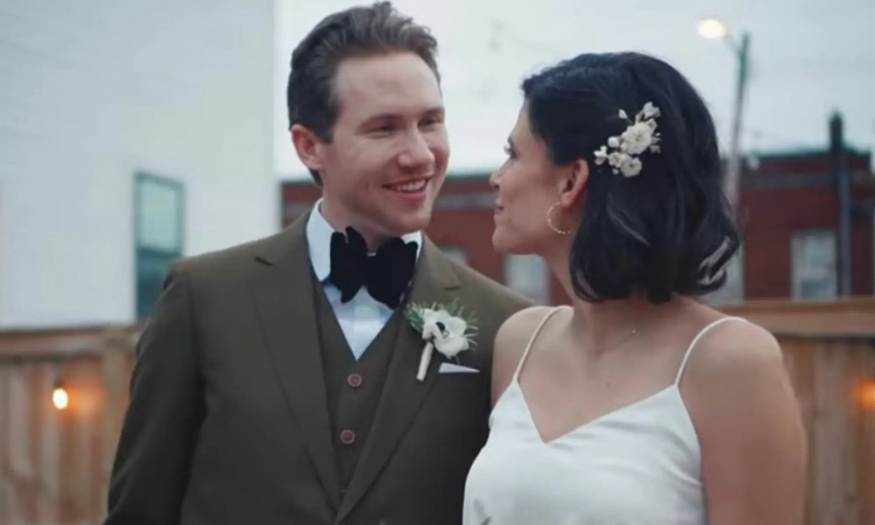 Δολοφόνησαν ζευγάρι μέσα στο σπίτι του - Τους βρήκαν από τα κλάματα των παιδιών τους