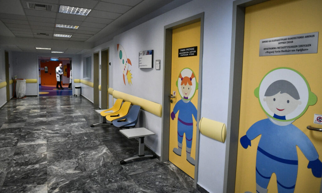 Μάχη στη ΜΕΘ για 4χρονο παιδί με γρίπη Α