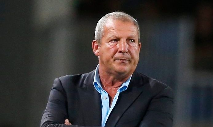 Πέθανε ο Ρολάντ Κουρμπίς – Είχε φορέσει τη φανέλα του Ολυμπιακού