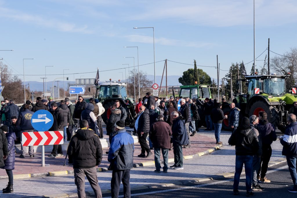 Αγρότες στα όρια: Πρόταση για κάθοδο με τρακτέρ στην Αθήνα και μεγάλο συλλαλητήριο από το μπλόκο της Νίκαιας