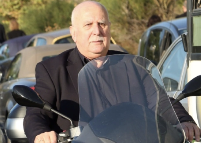 Η ζωή και οι προσωπικές δοκιμασίες του Γιώργου Παπαδάκη που διαμόρφωσαν τον χαρακτήρα του