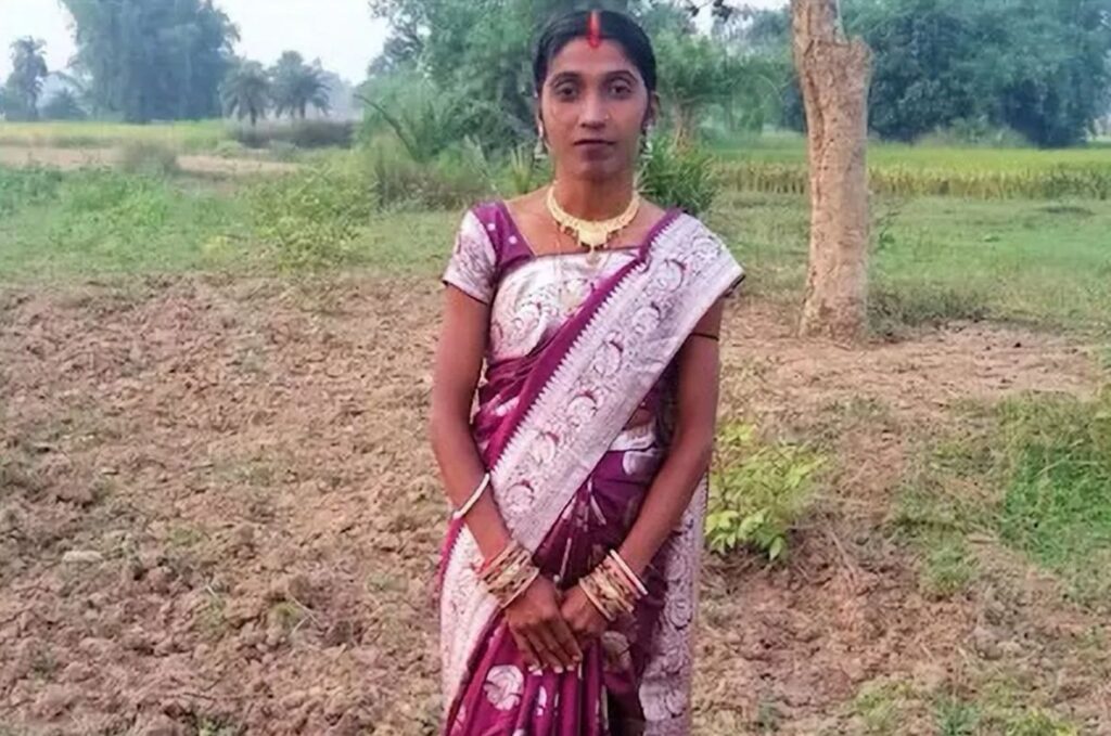 Φρίκη στην Ινδία: Σκότωσαν στο ξύλο γυναίκα επειδή έκανε «μαύρη μαγεία»