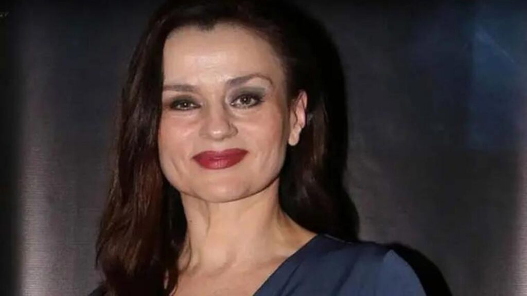 Καρυοφυλλιά Καραμπέτη: «Ήμουν κατά του γάμου από μικρό παιδί, δεν ήθελα να παντρευτώ»