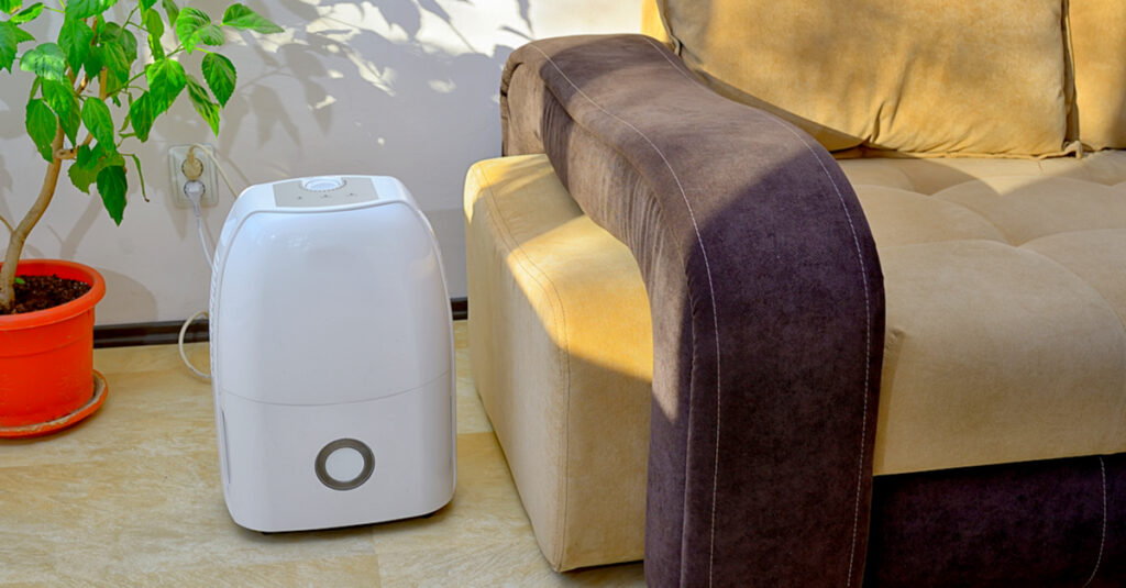 Νερό αφυγραντήρα και φροντίδα ρούχων: Τι να κάνετε και τι να αποφύγετε