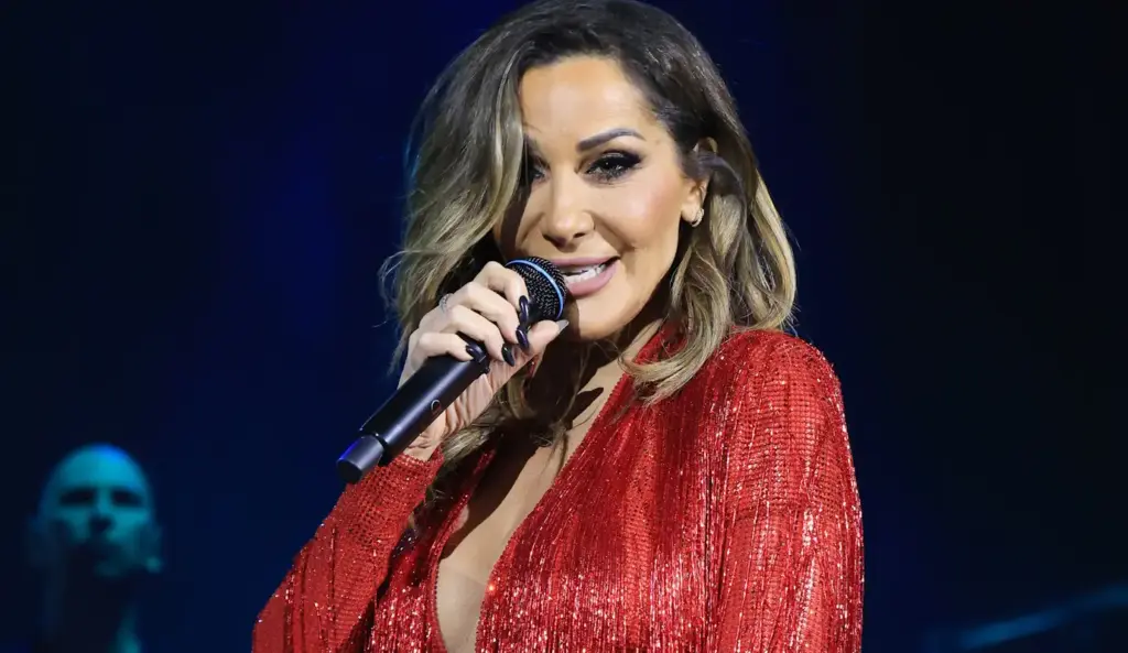 Η Δέσποινα Βανδή μιλά για το Νότη Σφακιανάκη