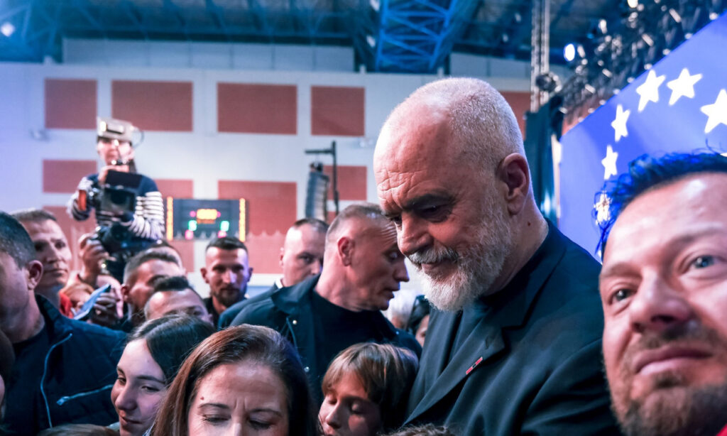 «Βόμβα» για τον Ράμα: Η μητέρα του είναι… Ελληνίδα – Απίστευτη αποκάλυψη