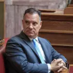 Γεωργιάδης προς πολίτες: «Κάντε εμβόλιο γιατί έρχεται…»