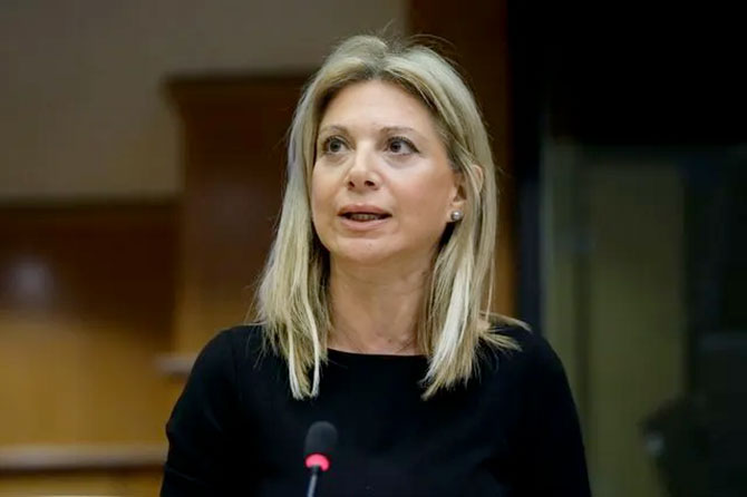 Δημοσκόπηση Pulse: Ενδιαφέρον για τα «νέα» κόμματα Καρυστιανού, Τσίπρα και Σαμαρά