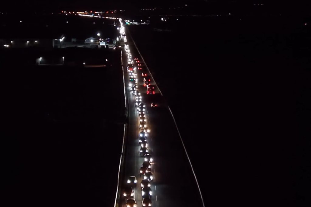 Αδιανόητη ταλαιπωρία για τους εκδρομείς: Χιλιόμετρα ουράς στην επιστροφή της Πρωτοχρονιάς