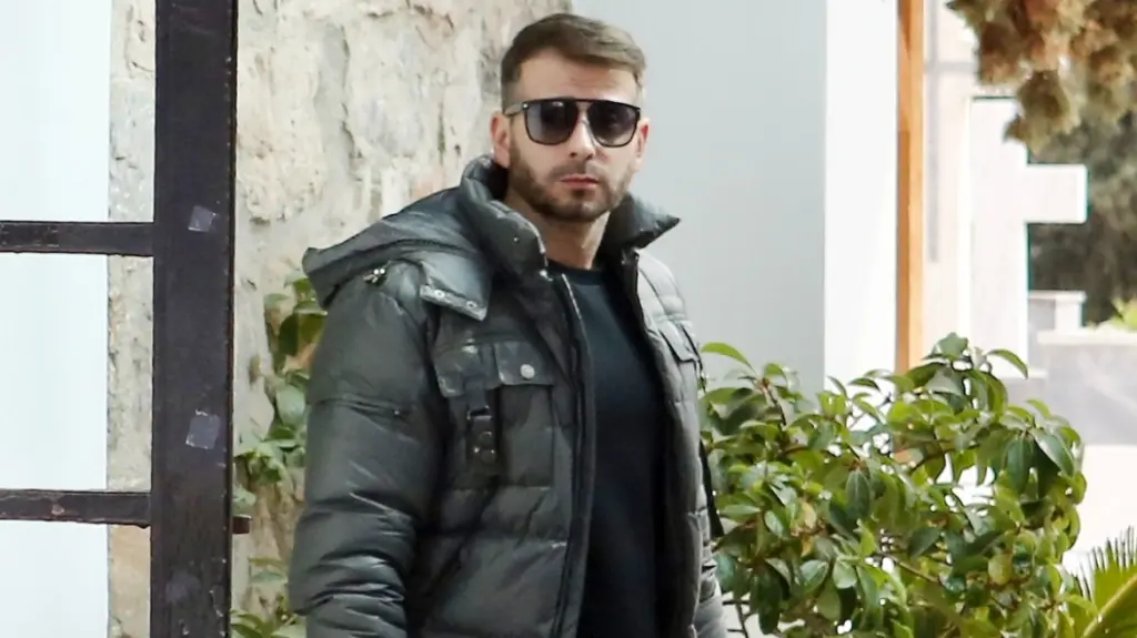 Ξέσπασε ο εγγονός της Καίτης Γκρέυ – Η απάντηση στον Ηλιάδη