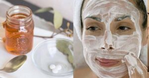 Μέλι με ασπιρίνη: Το DIY beauty trick που υπόσχεται πιο φρέσκια και νεανική όψη – Πώς εφαρμόζεται σωστά