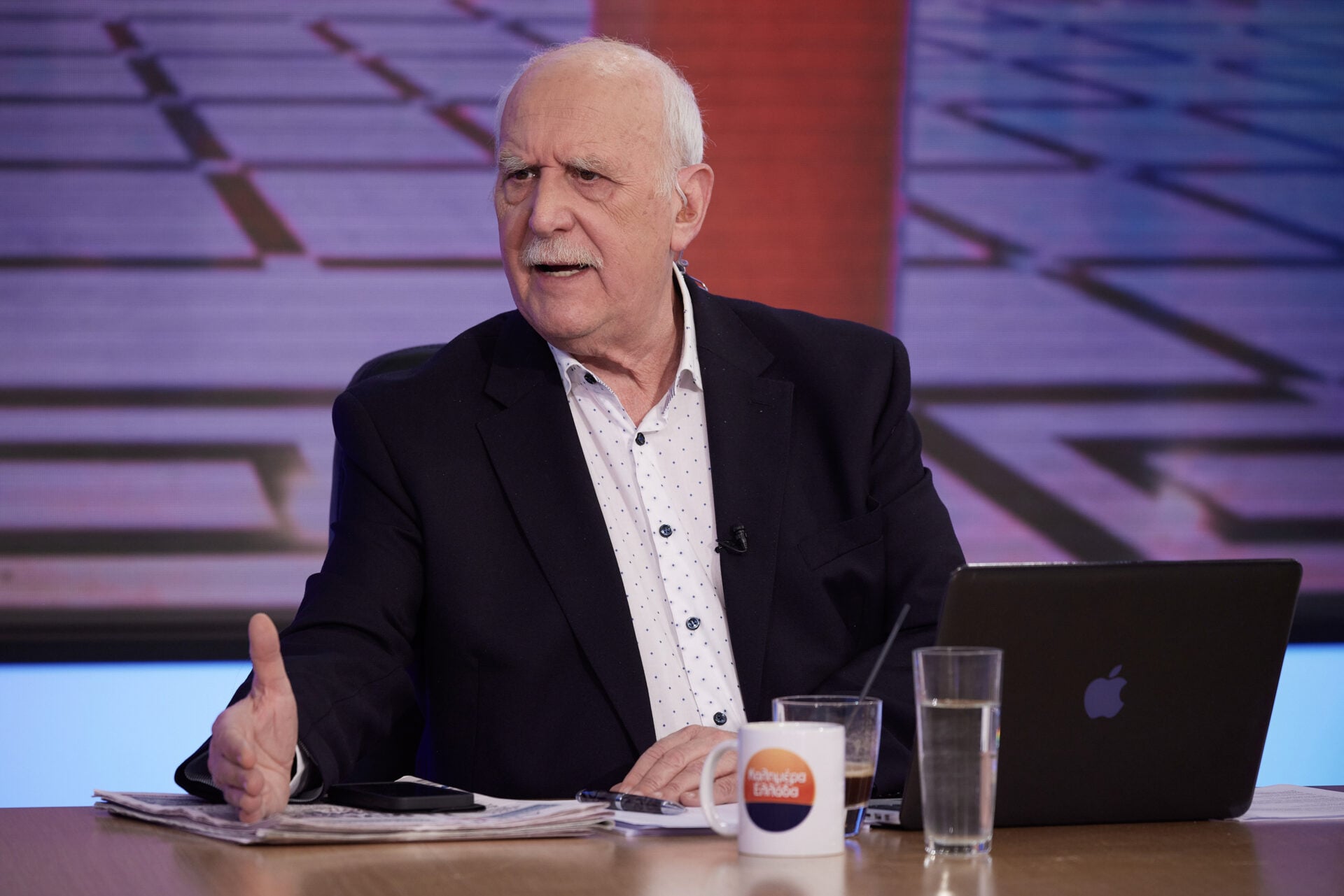 Έπαθε έμφραγμα ο Γιώργος Παπαδάκης - Μπήκε εκτάκτως στο Λαϊκό