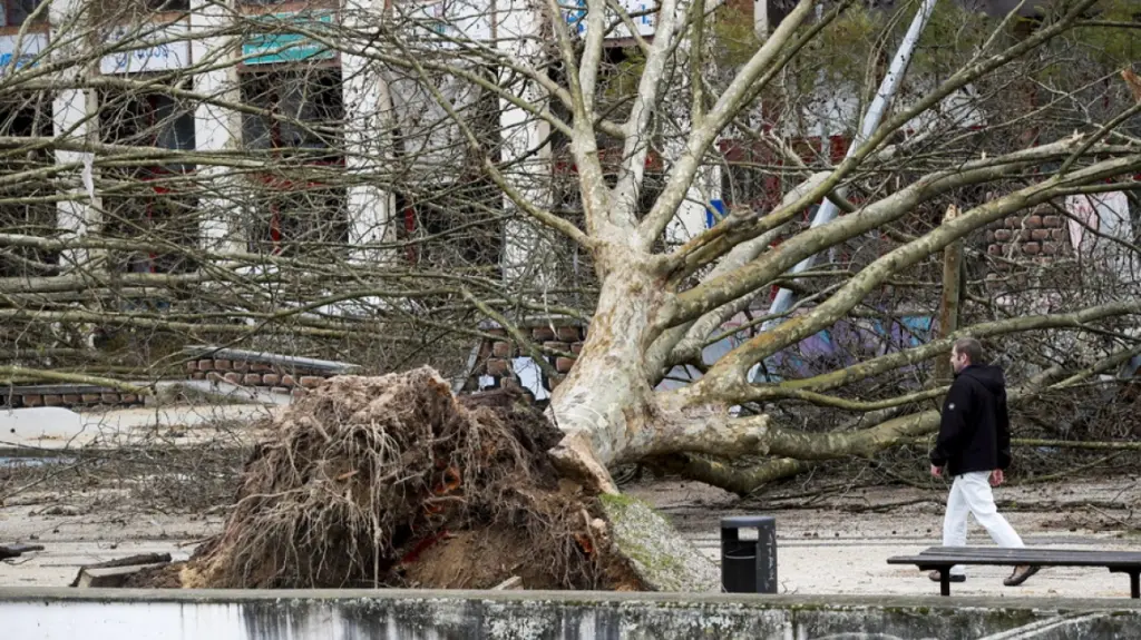 Τραγωδία: Πέντε νεκροί από την καταιγίδα Κριστίν