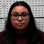 Απόλυτη φρίκη: Καθηγήτρια βίασε 14χρονο μαθητή της στο αμάξι – Πίσω κάθονταν άλλοι δύο!