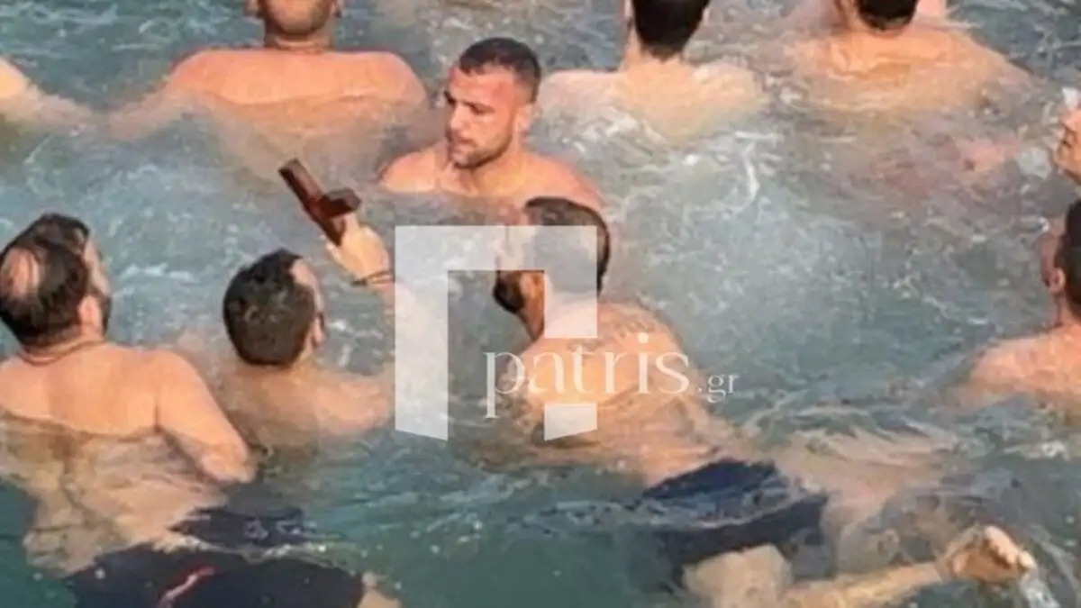 Θεοφάνια: Απίστευτο! Έσπασαν τον Τίμιο Σταυρό