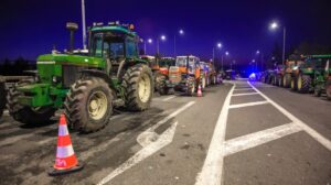 41χρονος σκοτώθηκε σε παράκαμψη λόγω αγροτικών μπλόκων – Θανατηφόρα παγίδα χωρίς φωτισμό