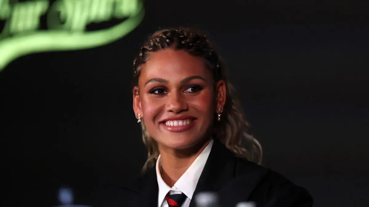 Αυτή είναι η πιο ακριβοπληρωμένη ποδοσφαιρίστρια στον κόσμο