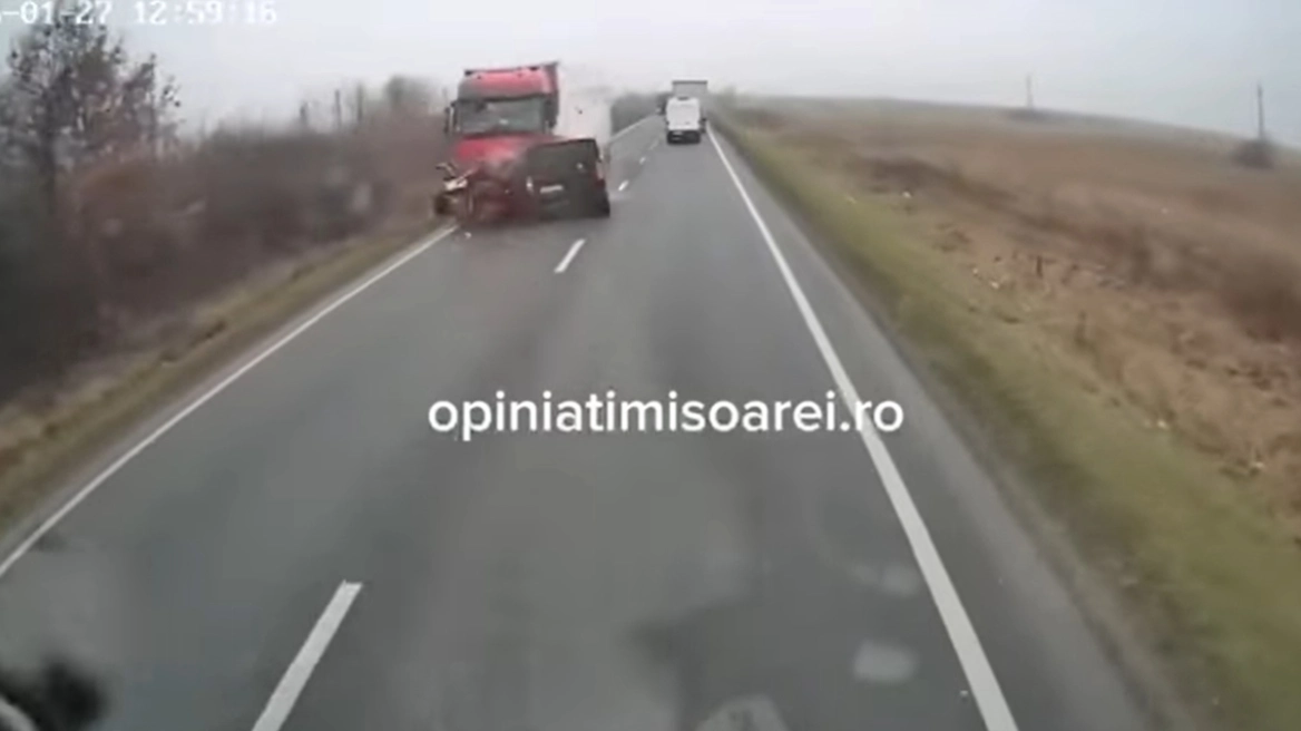 Τι λέει η Αστυνομία για το βαν των οπαδών του ΠΑΟΚ και τη μοιραία σύγκρουση