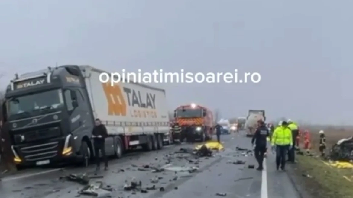 «Πέστε μου αν ζει ο γιος μου»: Η Αλεξάνδρεια βυθισμένη στο πένθος για τους νεαρούς οπαδούς του ΠΑΟΚ