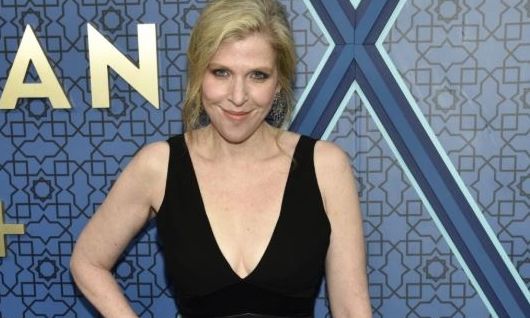 Κατασκοπευτικό θρίλερ στην Αθήνα: Νεκρή πασίγνωστη σεναριογράφος σε ξενοδοχείο