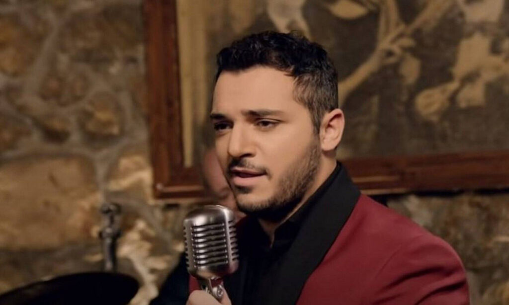 Καταδικάστηκε ο τραγουδιστής Κώστας Δόξας για ενδοοικογενειακή βία