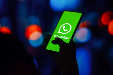 Αλλάζουν όλα στο WhatsApp - Τι θα μπορούν να κάνουν πλέον οι γονείς