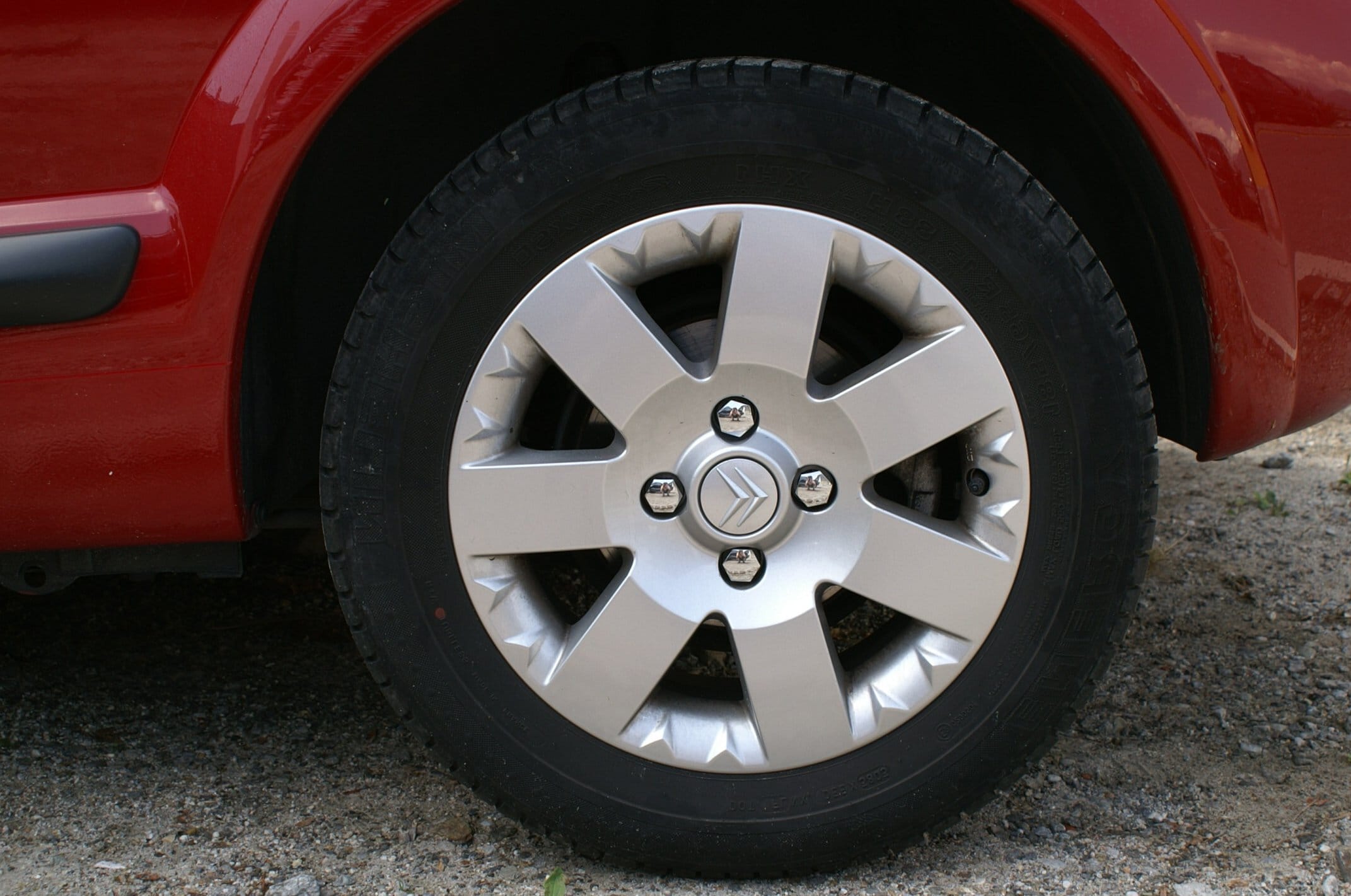 25.000 ευρώ για να παραδώσεις το δίπλωμά σου