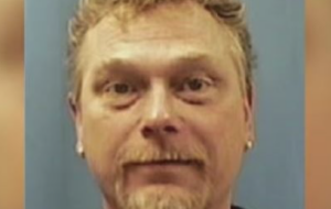 ΣΟΚ! Ταξίδεψε για να σκοτώσει την πρώην σύζυγό του, αφού πρώτα δολοφόνησε τον πεθερό του