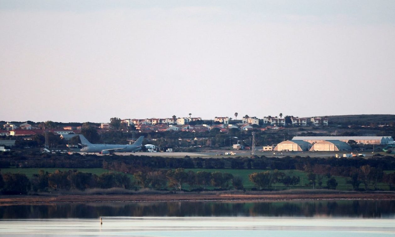 Ακρωτήρι: Ήχησαν σειρήνες στη βάση – Απογειώθηκαν F-16