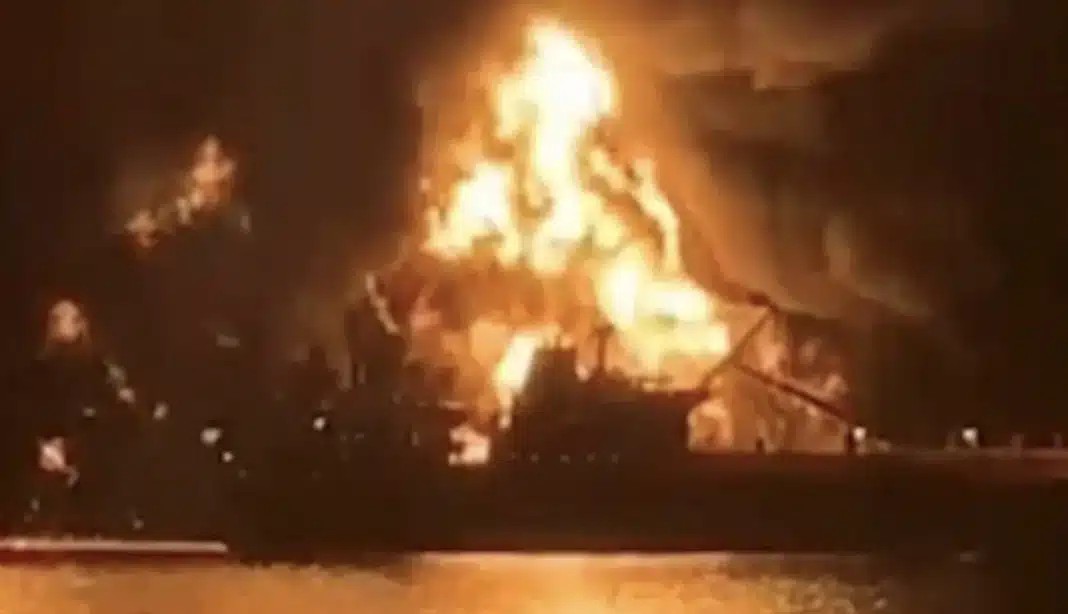 Επίθεση σε ελληνόκτητο τάνκερ «Zefyros» – Σε επιφυλακή η ναυτιλιακή κοινότητα