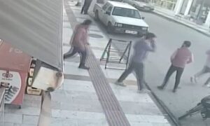 Συγκλονιστικά βίντεο από την στιγμή του σεισμού των 5,1 Ρίχτερ