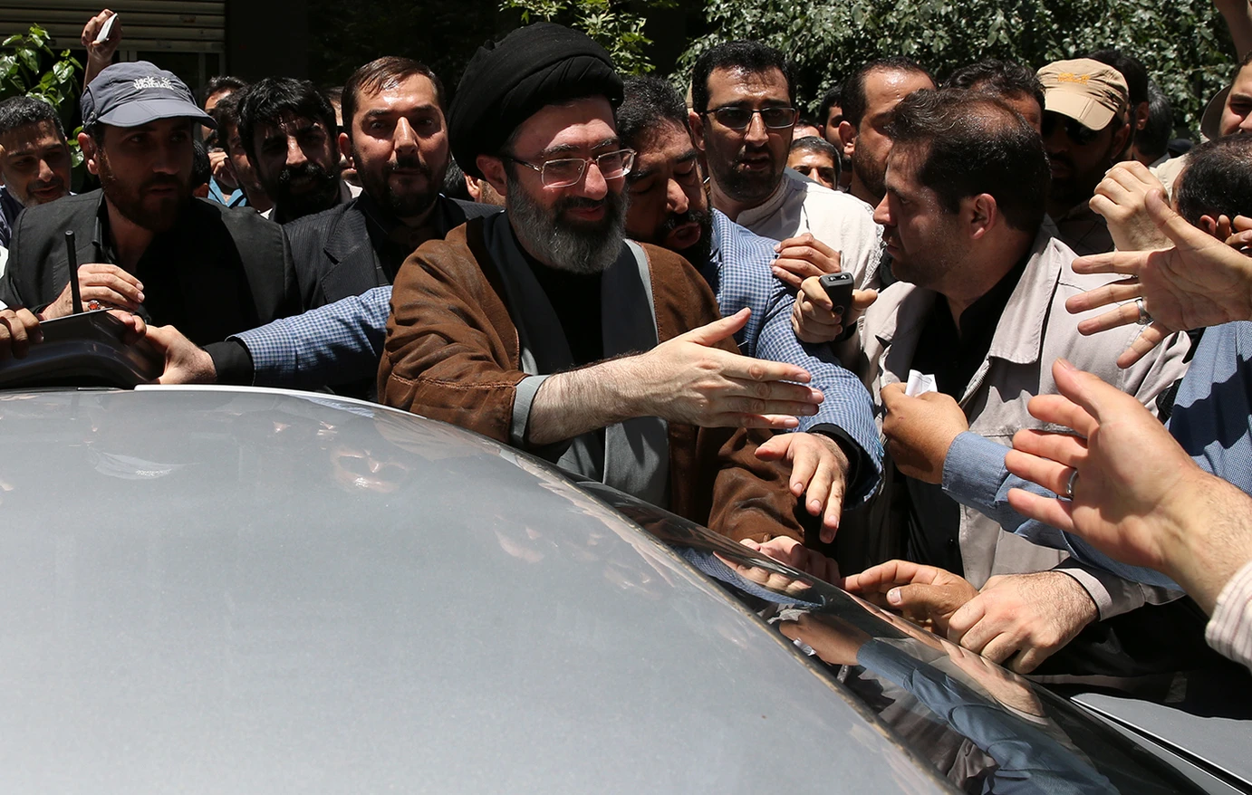 Πώς ο Μοτζταμπά Χαμενεΐ έστησε τη μυστική του περιουσία στην Ευρώπη