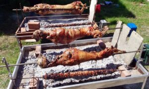 Μερομήνια 2026: Τι προβλέπουν για το Πάσχα – Πώς θα σουβλίσουμε φέτος