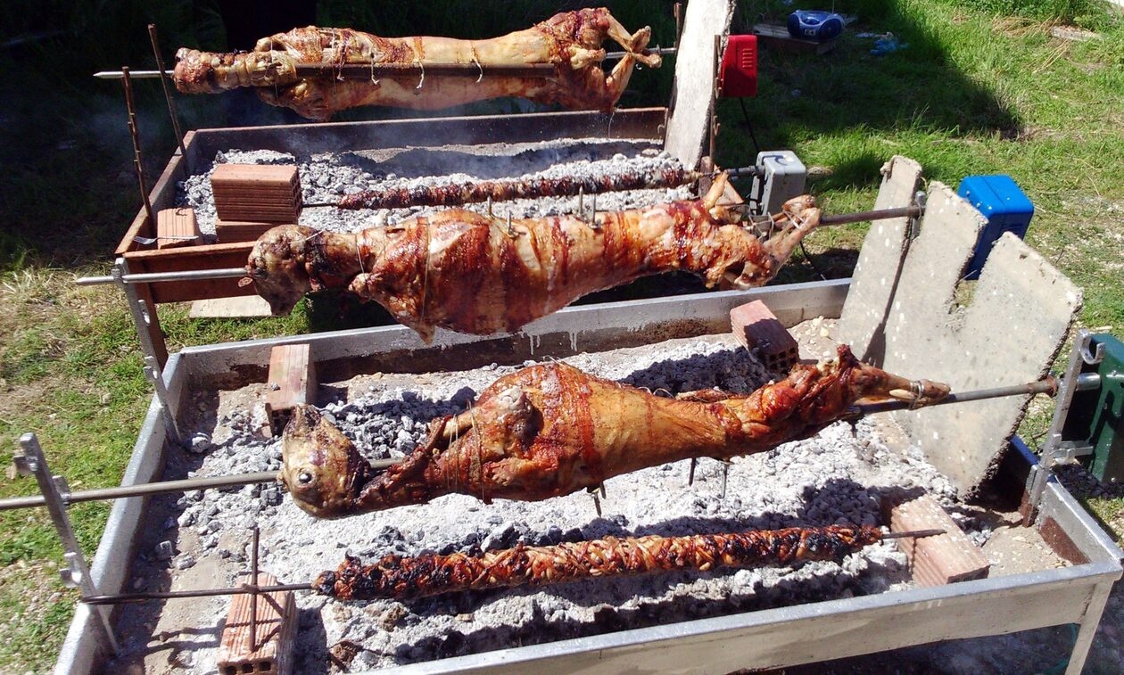 Μερομήνια 2026: Τι προβλέπουν για το Πάσχα - Πώς θα σουβλίσουμε φέτος