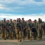 Χιλιάδες αλεξιπτωτιστές του Αμερικανικού Στρατού φτάνουν στη Μέση Ανατολή