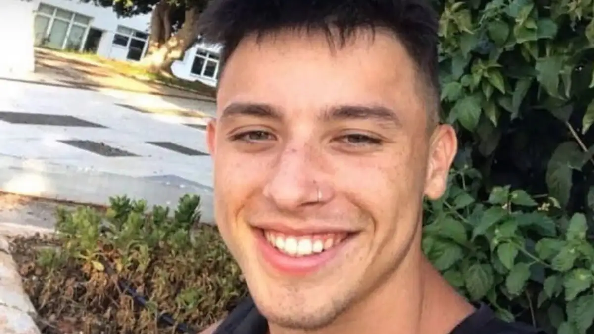 Τραγωδία στη λεωφόρο Ποσειδώνος: Θρήνος για τον 25χρονο Αλέξη