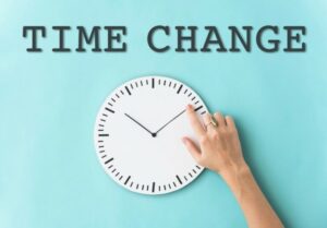 Αλλαγή ώρας 2026: Κερδίζουμε ή χάνουμε μια ώρα ύπνου την Κυριακή;