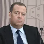 Μεντβέντεφ προειδοποιεί για Τρίτο Παγκόσμιο Πόλεμο – Οι πυρηνικές εκρήξεις στη Χιροσίμα θα μοιάζουν με «παιδικό παιχνίδι»