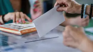 Δημοσκόπηση Pulse: Ποια είναι η διαφορά της ΝΔ από το ΠΑΣΟΚ – Ανατροπή ξανά στην 3η θέση