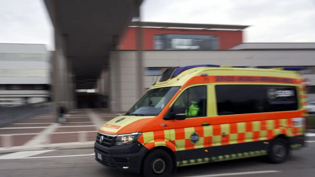 Οδηγός ασθενοφόρου κατηγορείται για πέντε δολοφονίες ηλικιωμένων