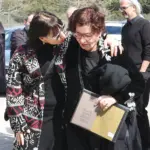 Χρήστος Βαλαβανίδης: Θρήνος στο τελευταίο αντίο – Συντετριμμένη η σύζυγός του