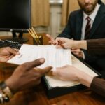 Τέλος στα «αδελφομοίρια»: Ο νέος νόμος που σταματά τους οικογενειακούς καβγάδες