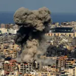 Μέση Ανατολή σε «κόκκινο συναγερμό»: Πύραυλοι στο Ισραήλ και σκληρό τελεσίγραφο του Ιράν