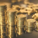 Η χρυσή λίρα σπάει τα 1.200 ευρώ στην Ελλάδα λόγω εκρηκτικής ανόδου της τιμής του χρυσού