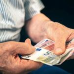 Συντάξεις Απριλίου: Κλείδωσε! Πότε πάτε στα ΑΤΜ